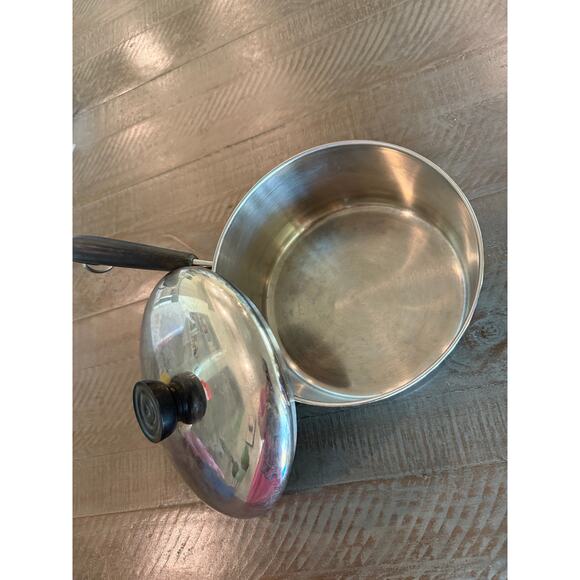 Vtg 1801 Revere Ware 2 Qt Stainless Steel Bottom Sauce Pan Pot W/ Lid Clinton IL - Picture 3 of 8